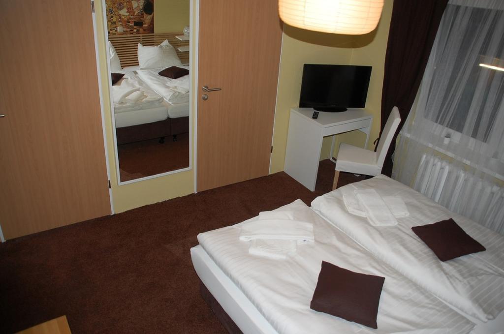 Casilino Hotel A 24 וויטנבורג מראה חיצוני תמונה
